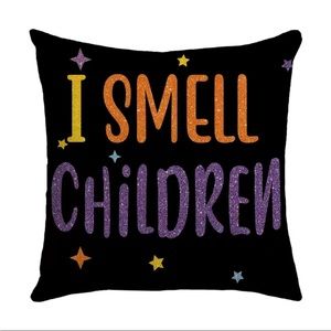 (NWOT) Hocus Pocus Throw Pillow